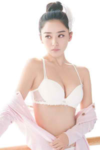 偷拍日本护士wc撒尿